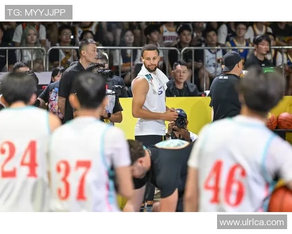 姚明亲临澳门篮球盛宴现场分享运动精神与人生哲学