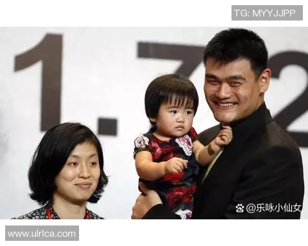 姚明的传奇人生与篮球梦想的交织探讨