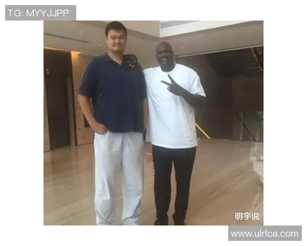 巴蒂尔意外撞击姚明引发NBA赛场风波两位巨星的碰撞背后故事揭秘 巴蒂尔意外撞击姚明引发NBA赛场风波两位巨星的碰撞背后故事揭秘