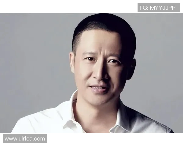 香港足球明星张国强的传奇人生与职业生涯回顾 香港足球明星张国强的传奇人生与职业生涯回顾